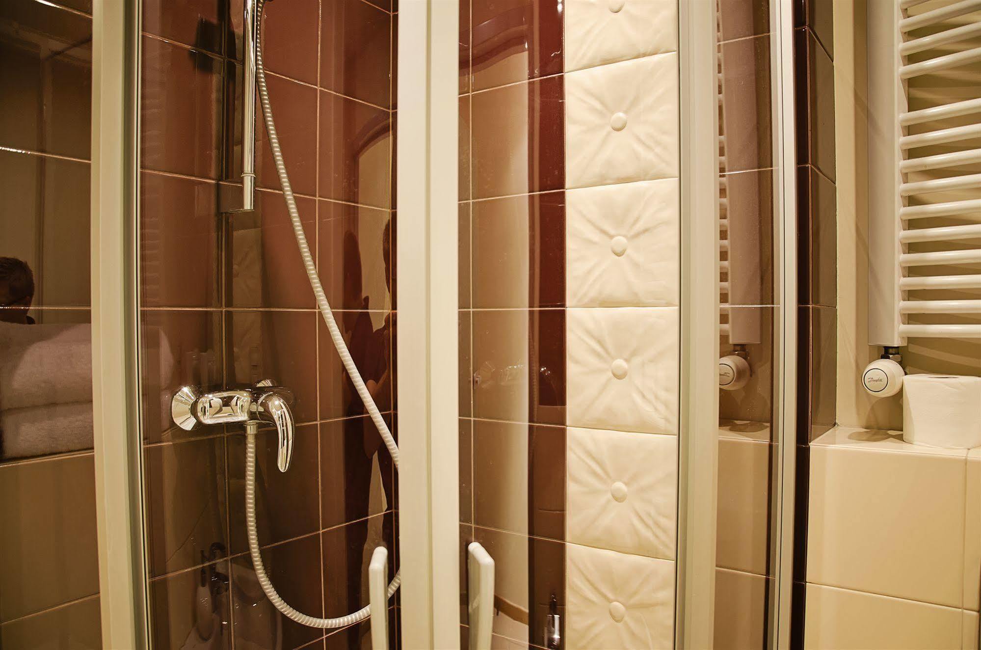 Angel City Center Krakow Aparthotel ภายนอก รูปภาพ