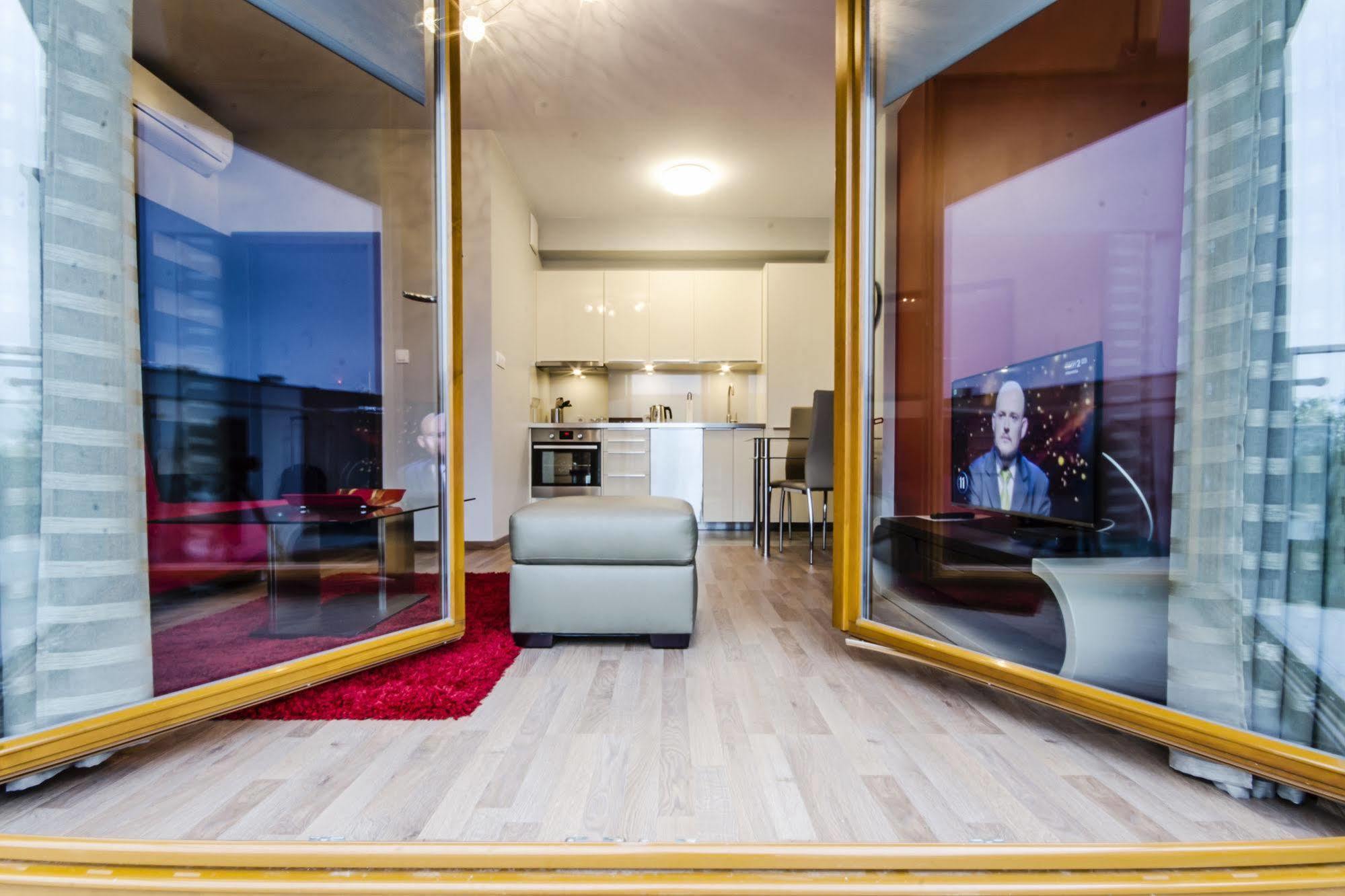 Angel City Center Krakow Aparthotel ภายนอก รูปภาพ