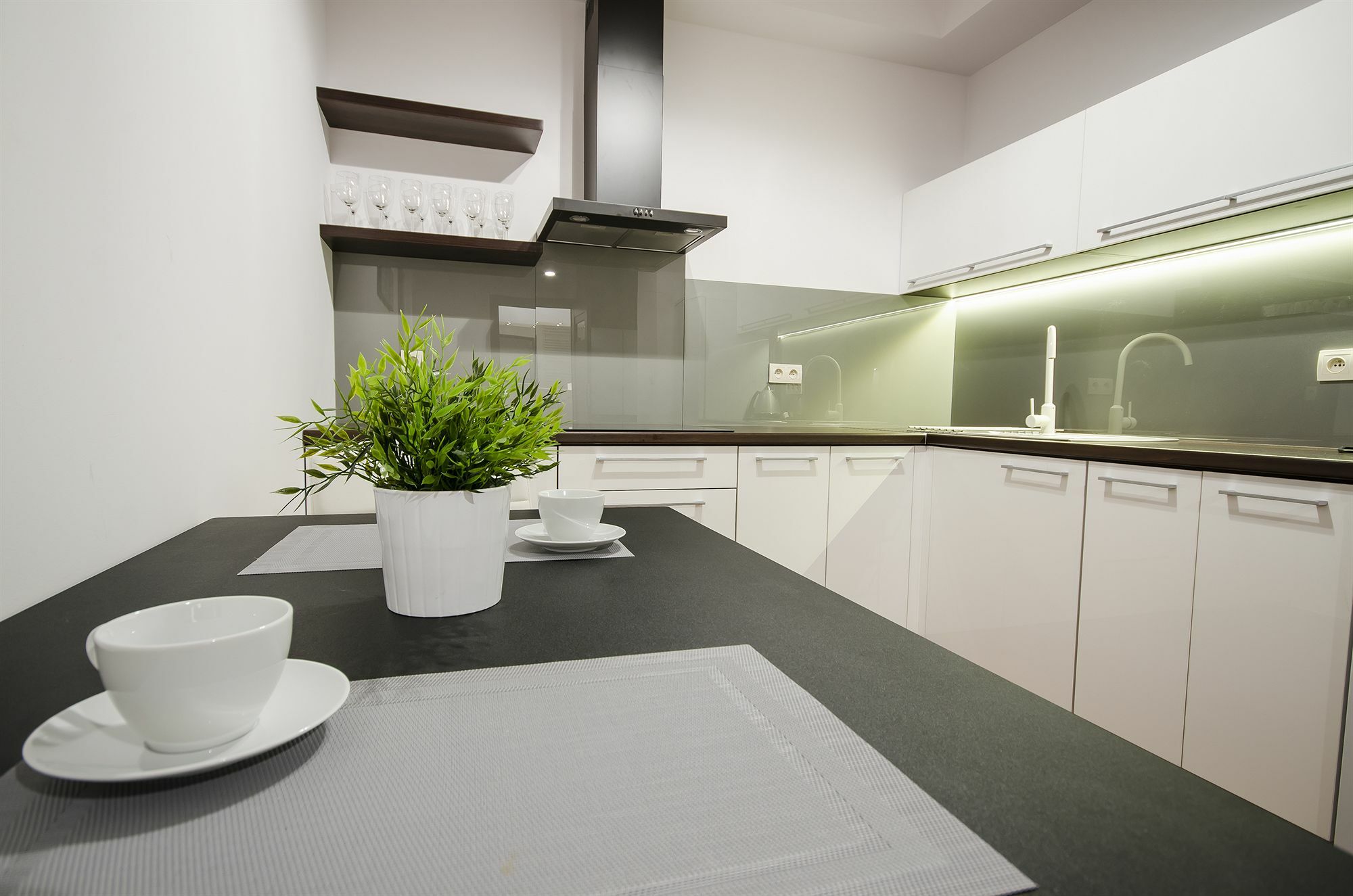 Angel City Center Krakow Aparthotel ภายนอก รูปภาพ